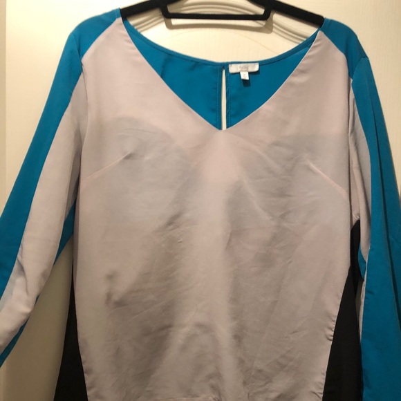 Color black top - Picture 2 of 2